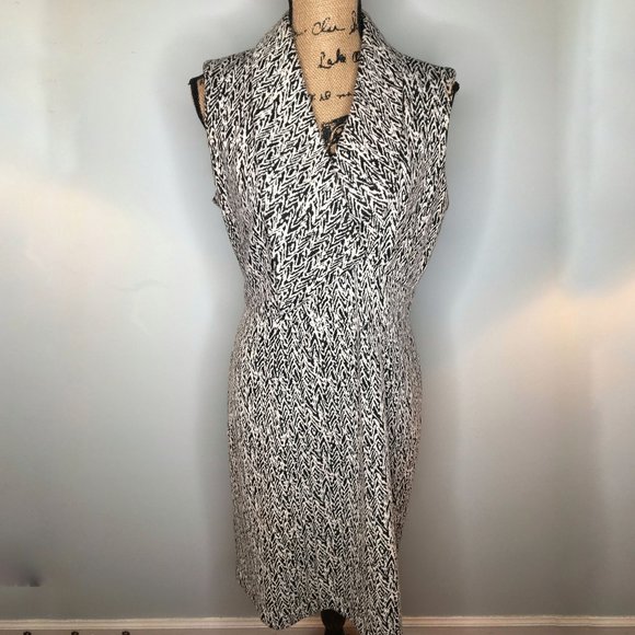 Calvin Klein Dresses & Skirts - Calvin Klein White & Black Print Sheath Dress